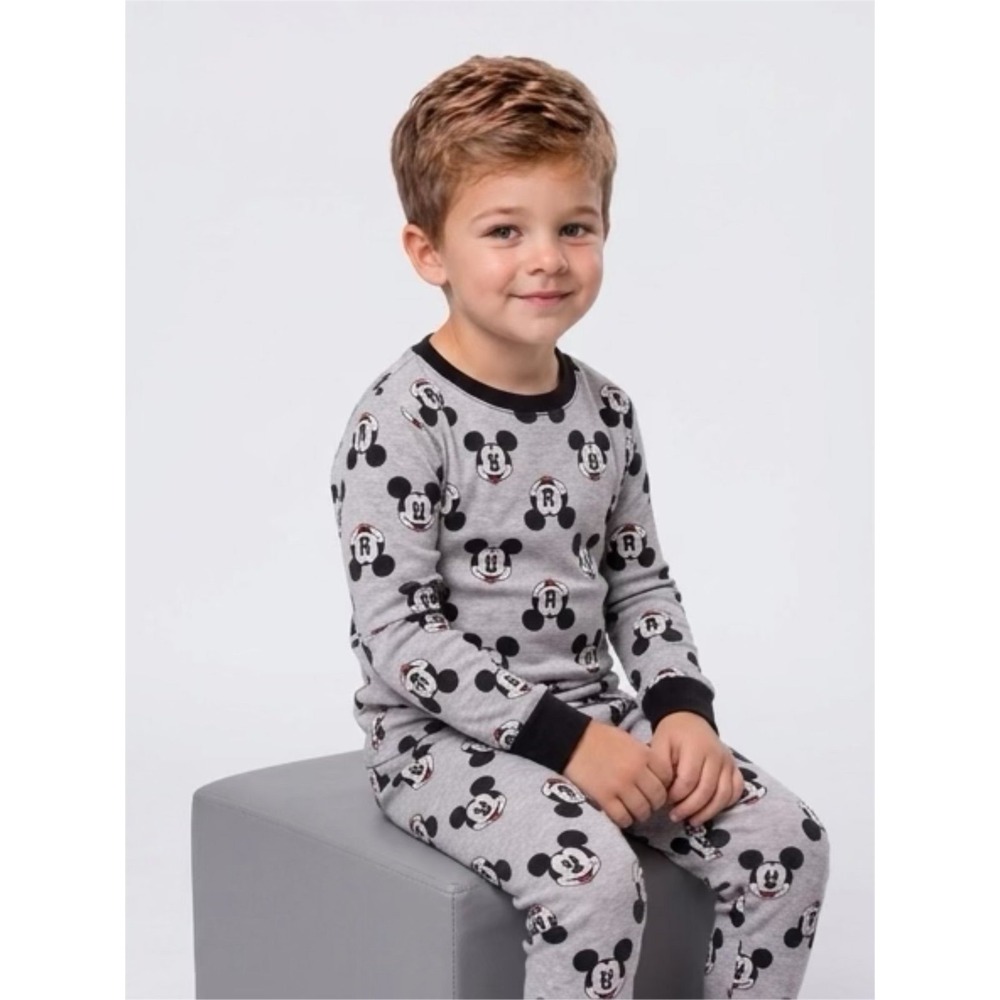 EUC Disney Junior Mickey Mouse 2-Piece Long Sleeve Pajamas Set Unisex Size 2T